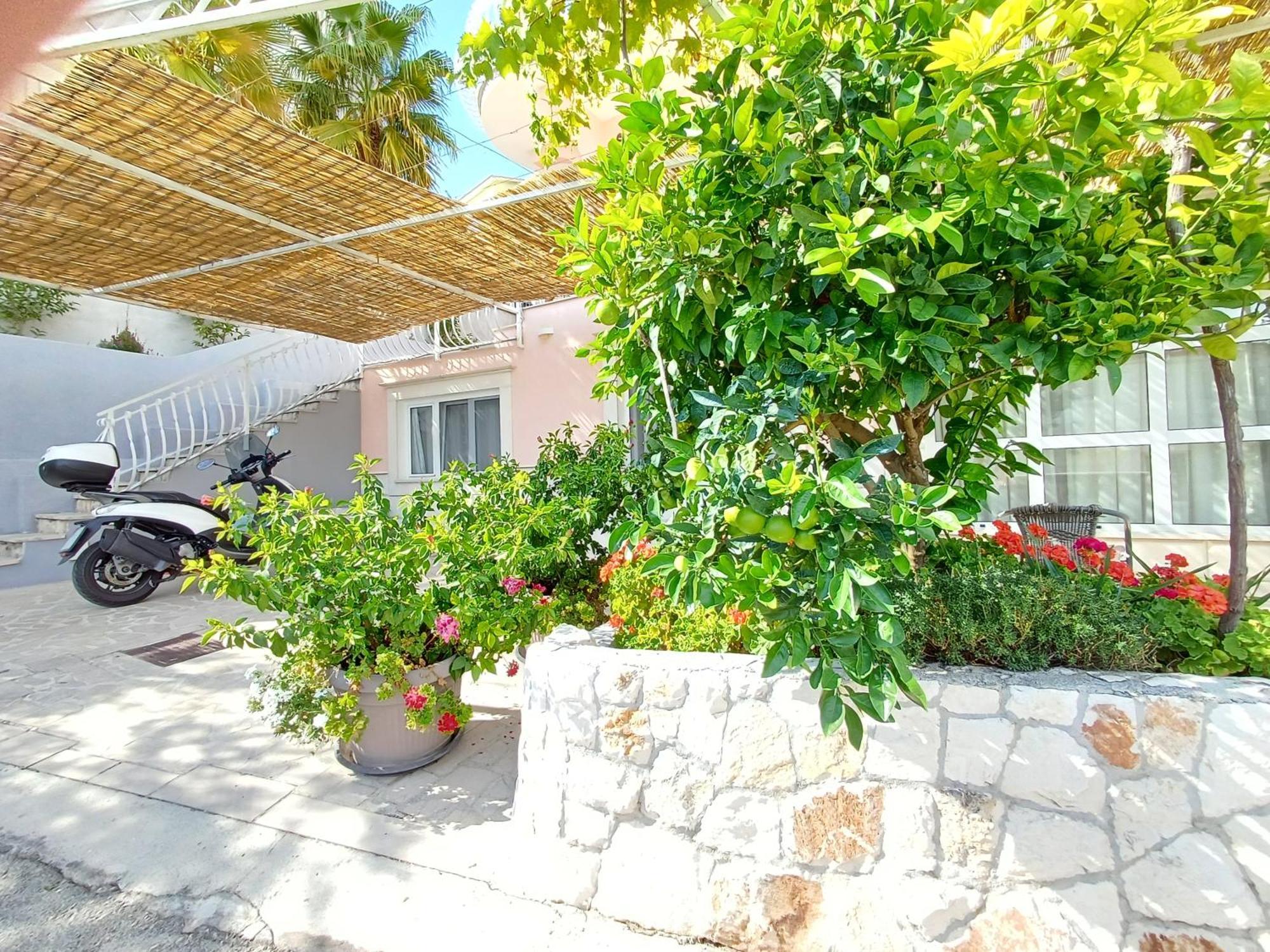 Apartments Jaksic Trogir Exterior foto